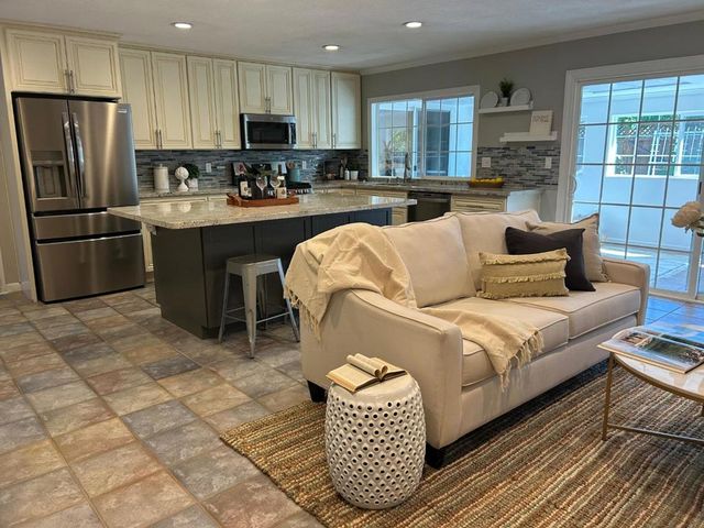 6635 Catamaran Street, San Jose, CA 95119