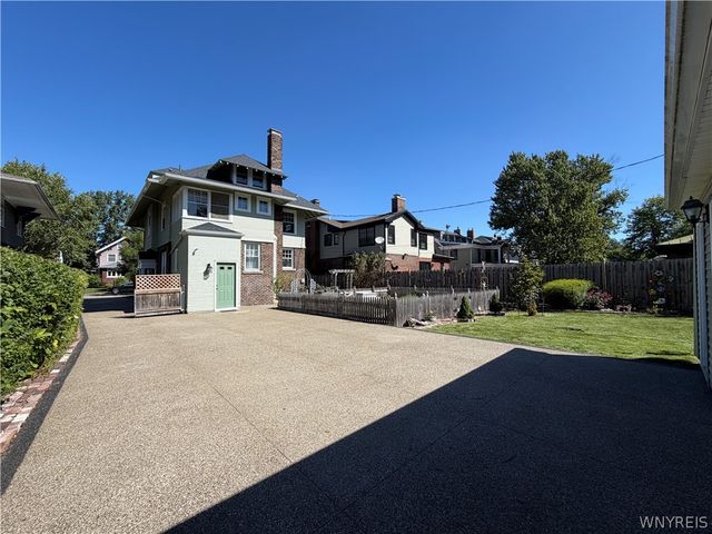 334 Woodbridge Avenue, Buffalo, NY 14214