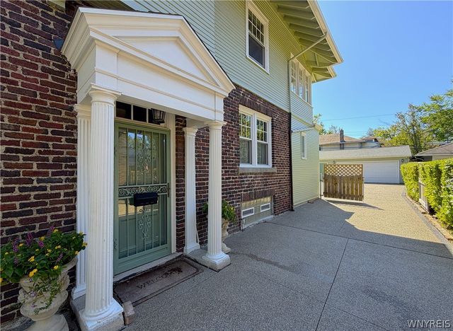334 Woodbridge Avenue, Buffalo, NY 14214