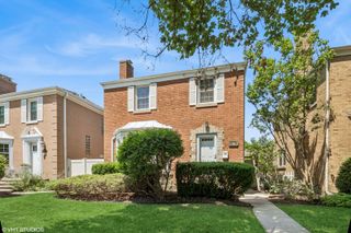 6118 N Legett Avenue, Chicago, IL 60646