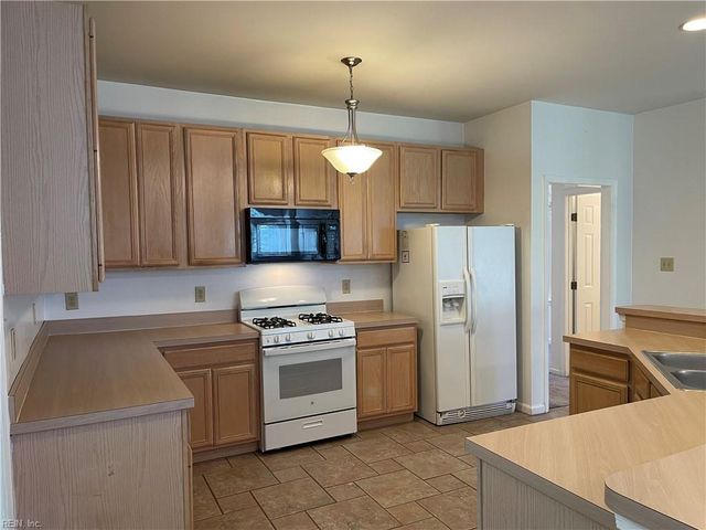 3216 Fayette DR, Virginia Beach, VA 23456