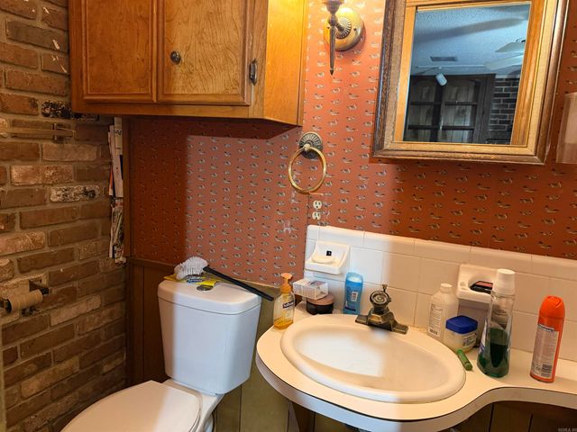 2203 Cherry Ridge, Pine Bluff, AR 71603