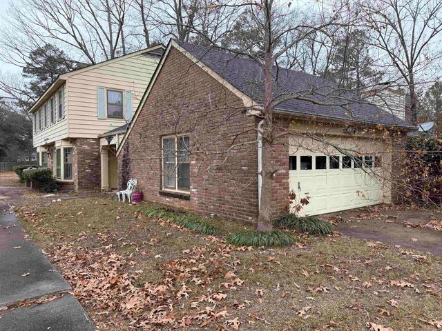 2203 Cherry Ridge, Pine Bluff, AR 71603