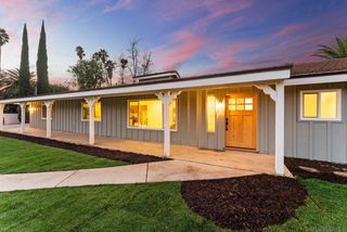 958 Berkshire Ct, Escondido, CA 92025