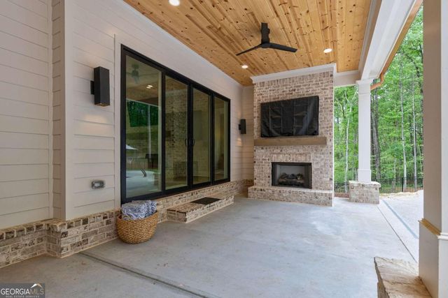 167 Alcovy Springs Drive, Monroe, GA 30656