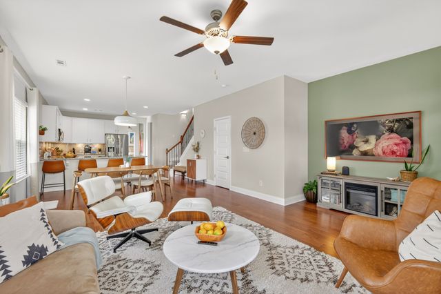 1215 Hodges Rd, Mount Juliet, TN 37122