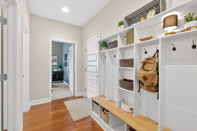 1215 Hodges Rd, Mount Juliet, TN 37122