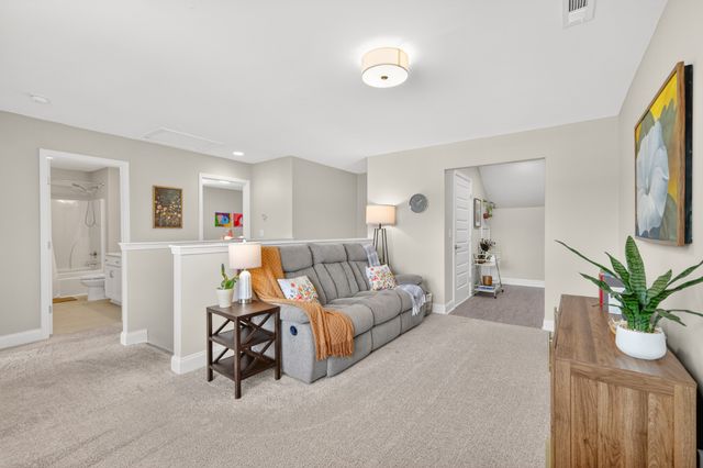 1215 Hodges Rd, Mount Juliet, TN 37122