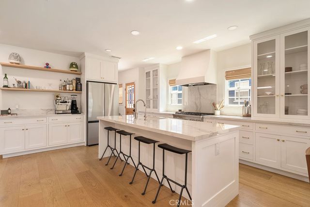 3950 Welland Avenue, Los Angeles, CA 90008