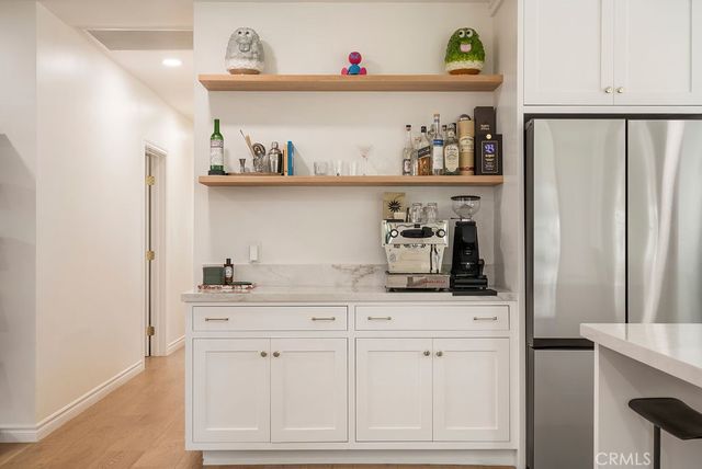 3950 Welland Avenue, Los Angeles, CA 90008