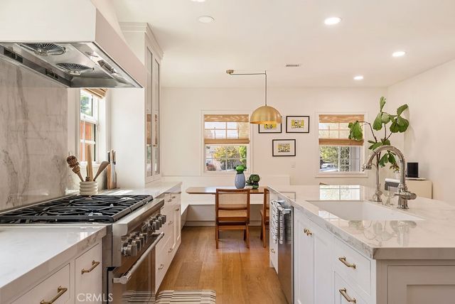 3950 Welland Avenue, Los Angeles, CA 90008