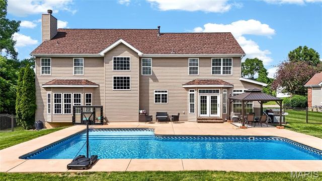 122 Fox Haven Drive, O'fallon, MO 63368