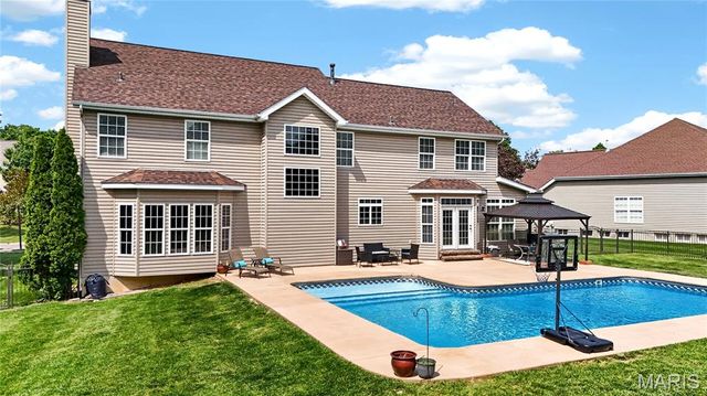 122 Fox Haven Drive, O'fallon, MO 63368