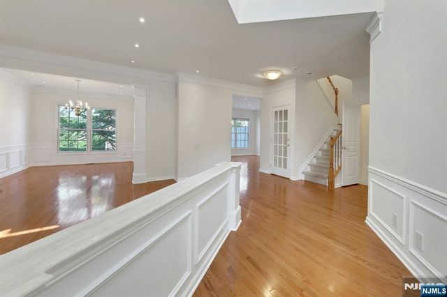 68 Independence Trail, Totowa, NJ 07512