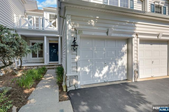 68 Independence Trail, Totowa, NJ 07512