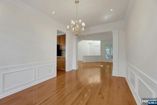 68 Independence Trail, Totowa, NJ 07512