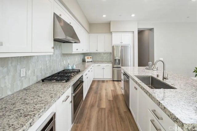 27456 Stipa Place, Valencia, CA 91381