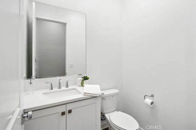 27456 Stipa Place, Valencia, CA 91381