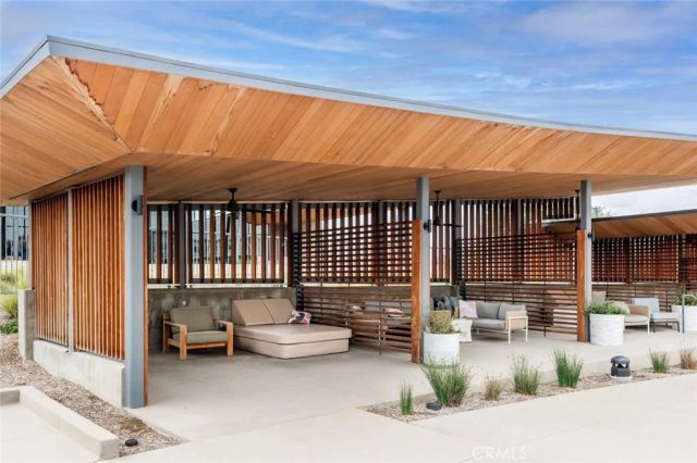 27456 Stipa Place, Valencia, CA 91381