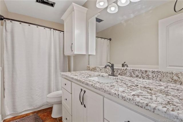 306 Barkley Street, Iowa, LA 70647