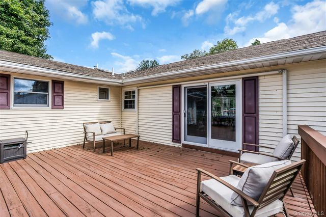 168 Cambon Avenue, Saint James, NY 11780