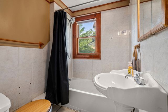 71 Temple St, Boston, MA 02132
