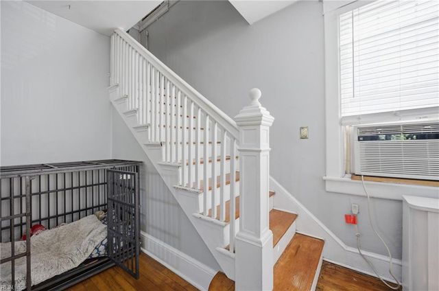 88 Aylwin RD, Portsmouth, VA 23702
