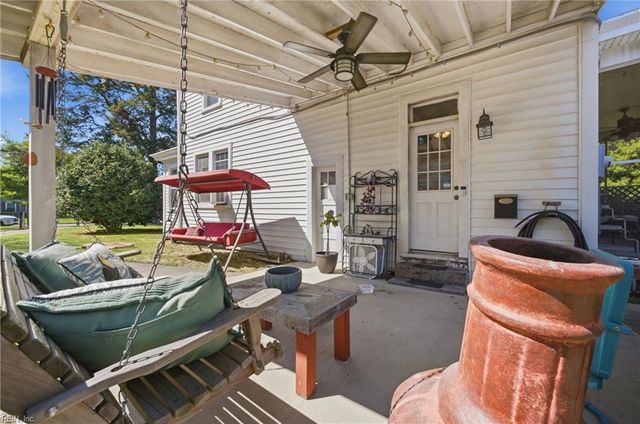 88 Aylwin RD, Portsmouth, VA 23702