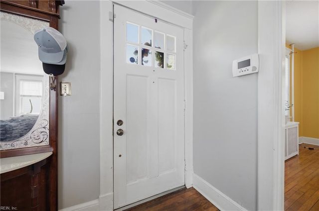88 Aylwin RD, Portsmouth, VA 23702