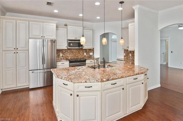 1408 Saracen LN, North Port, FL 34286