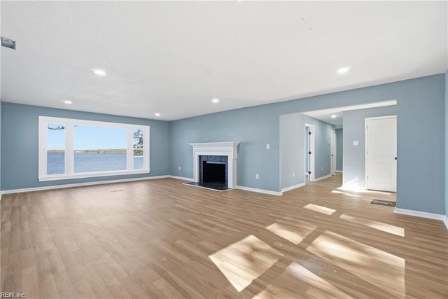 4619 River Shore DR, Portsmouth, VA 23703