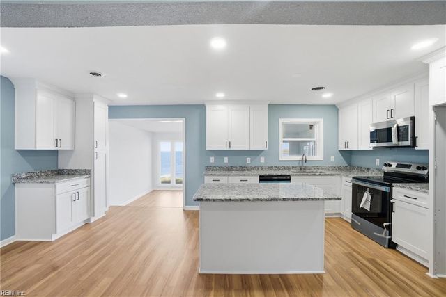 4619 River Shore DR, Portsmouth, VA 23703