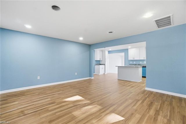 4619 River Shore DR, Portsmouth, VA 23703