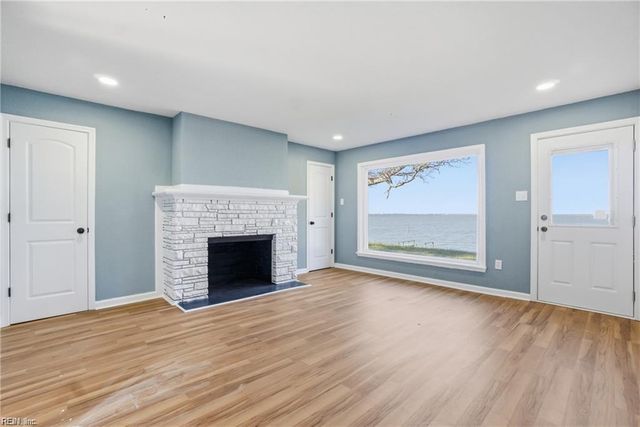 4619 River Shore DR, Portsmouth, VA 23703