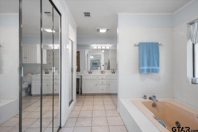 1124 W Fairway Drive West, Hideaway, TX 75771