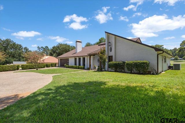 1124 W Fairway Drive West, Hideaway, TX 75771