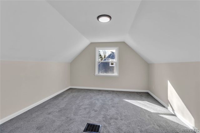 262 Vicksburg Avenue, Tonawanda, NY 14150