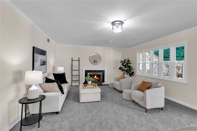 262 Vicksburg Avenue, Tonawanda, NY 14150