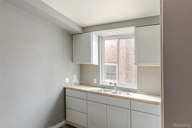 14179 Bramell Street, Detroit, MI 48223