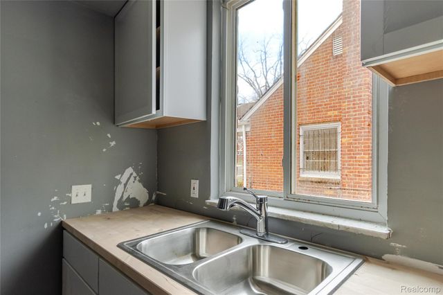 14179 Bramell Street, Detroit, MI 48223