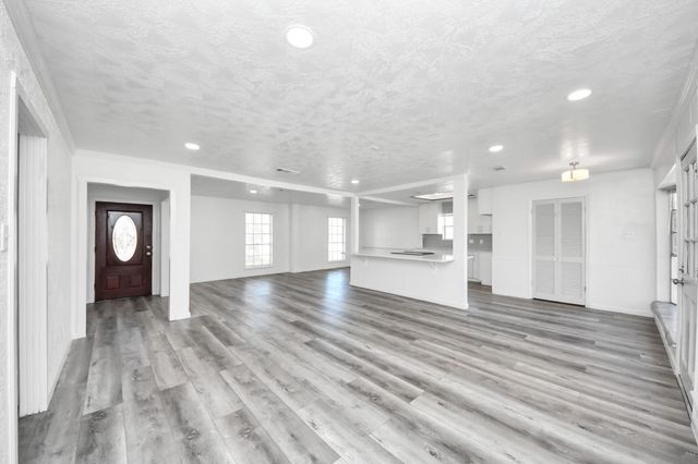 8011 La Roche Lane, Houston, TX 77036