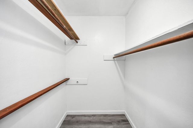 8011 La Roche Lane, Houston, TX 77036