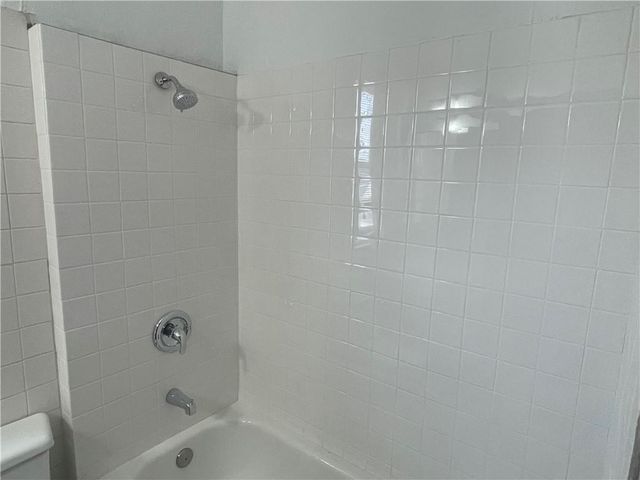 3907 E 9th Street, Kansas City, MO 64127