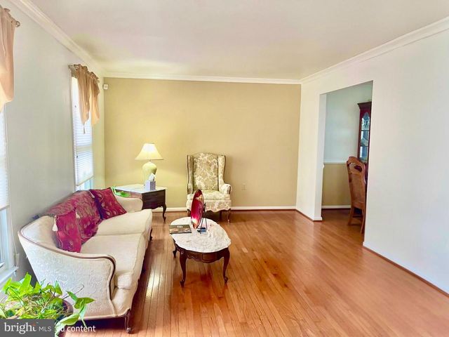 2200 OAKTREE LN, Temple Hills, MD 20748