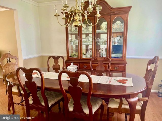 2200 OAKTREE LN, Temple Hills, MD 20748