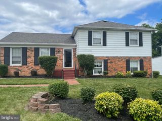 2200 OAKTREE LN, Temple Hills, MD 20748
