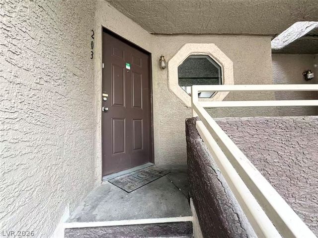 5010 South Rainbow Boulevard 203, Las Vegas, NV 89118