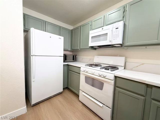 5010 South Rainbow Boulevard 203, Las Vegas, NV 89118