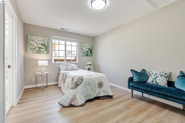 1111 Stonington Ave, San Pablo, CA 94806