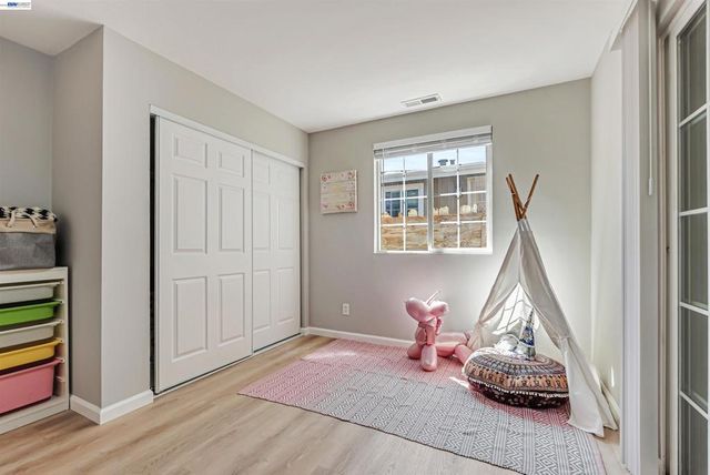 1111 Stonington Ave, San Pablo, CA 94806